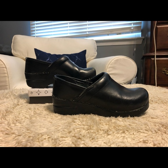 Dansko Clogs - Picture 2 of 8